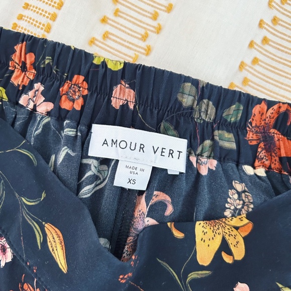 Amour Vert 100% Silk Floral Midi Skirt - Picture 7 of 8